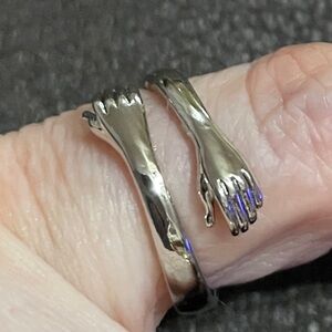 Elegant Silver 925 HUG RING

PINKY RING
NEVER WORN